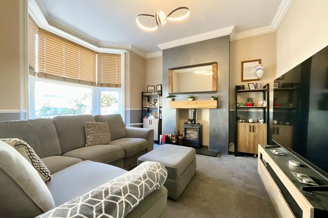 68 Prospect Road, Scarborough photo 2