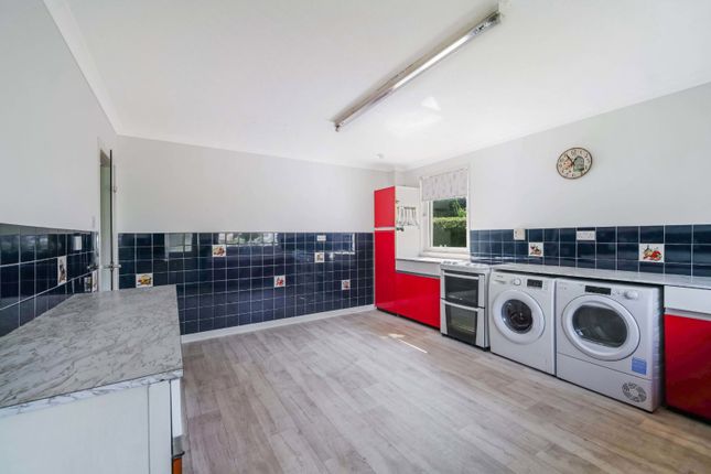 18, Mews Lane, Renfrewshire photo 3