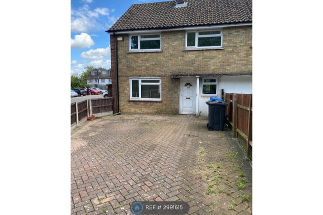 Lodge Lane, New Addington, Croydon photo 2