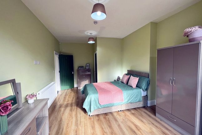 Thumbnail Flat to rent in Langdale Road, Liverpool, Merseyside