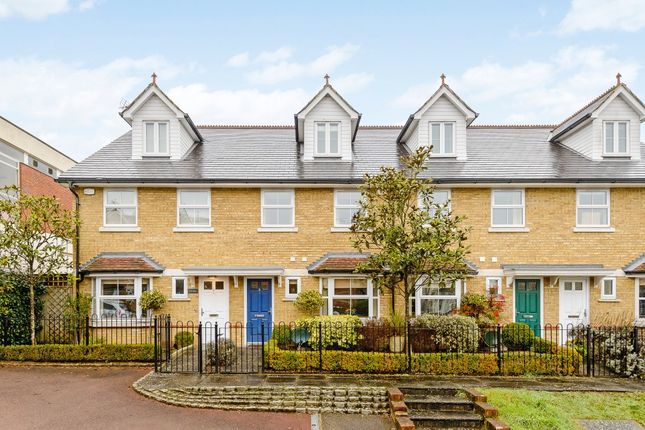 Thumbnail Terraced house to rent in The Mews, Upper Village Road, Sunninghill, Berkshire