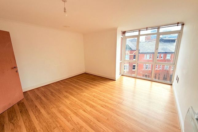 Apartment 505, 10, Townsend Way, West Midlands photo 2