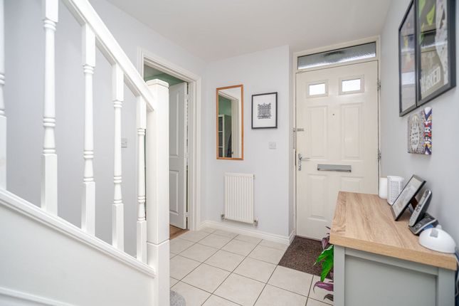 29, Tobago Drive, Milton Keynes photo 3