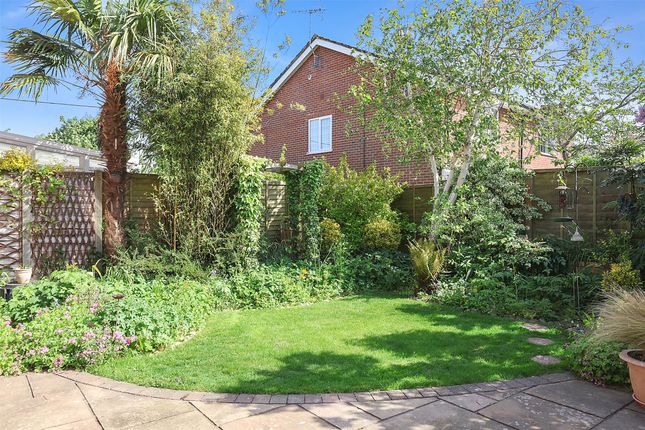 5 Redlands Cottages,, Norfolk Lane, Dorking photo 4