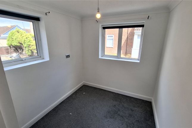 29, Hyacinth Close, Essex photo 4