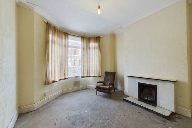 55, Manor Street, Heath photo 3