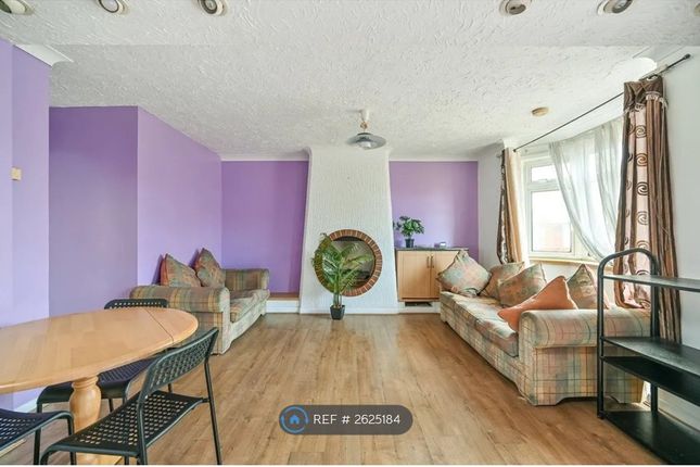 A Gloucester Road, Feltham photo 5
