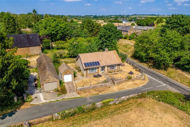 2-bed house on Scotland Bungalow,, Round Close Road, Chipping Norton, £450,000