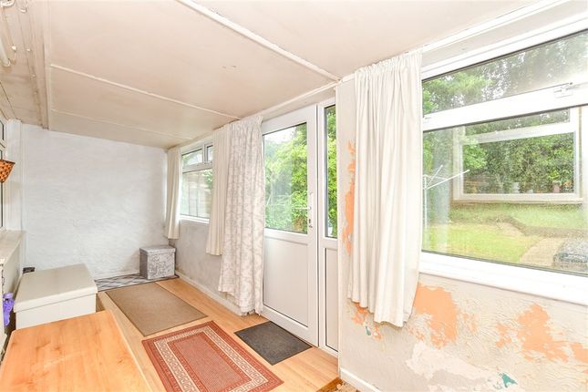 Cherry Tree Avenue, Waterlooville photo 5