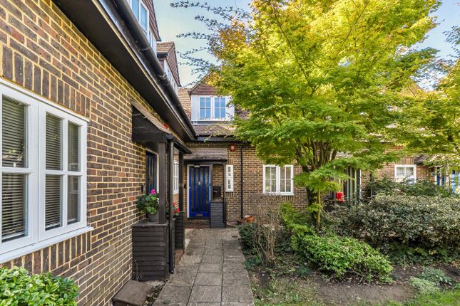 12 Hillier Mews, Hillier Road, Guildford photo 4