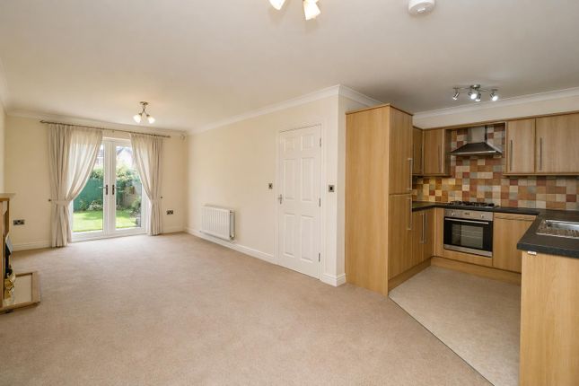 13, Hartburn Mews, Stockton-On-Tees photo 2