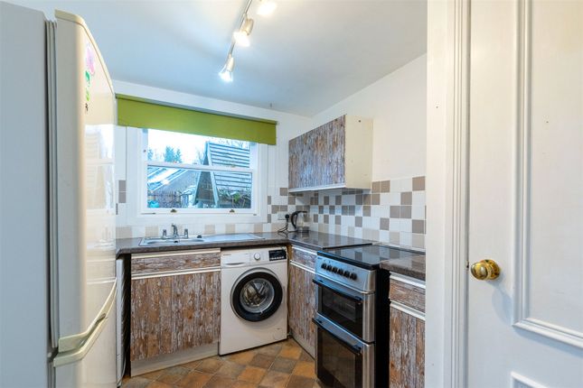 38B,, Willoughby Street, Crieff photo 4