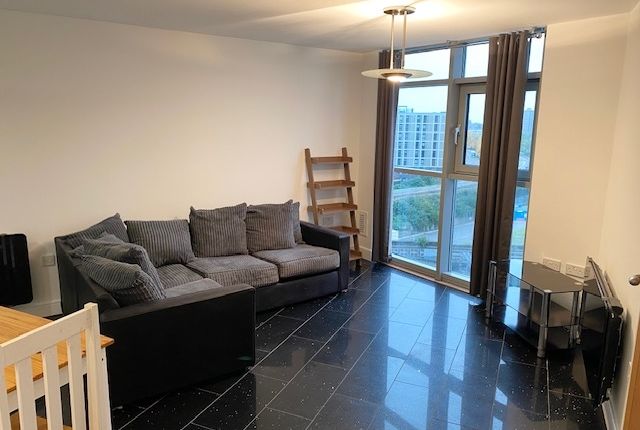 95, Altolusso, Cardiff photo 4