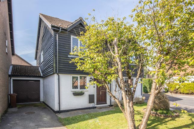 Thumbnail Semi-detached house to rent in Castle Rise, Ridgewood, Uckfield