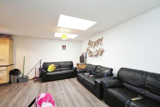 216, Harrington Street, Derby photo 3