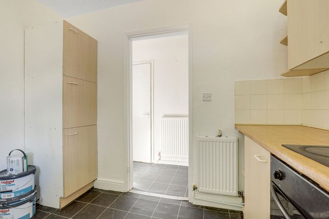 26 Lilac Road, Nottingham photo 3