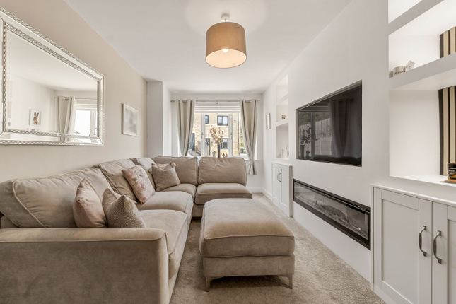 120b, Laund Road, Huddersfield photo 3