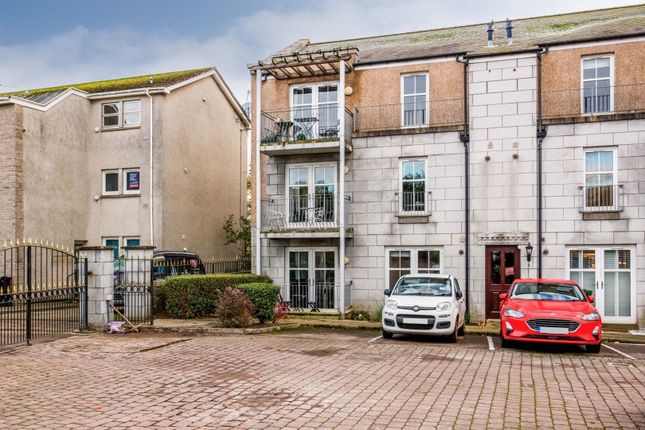 Thumbnail Flat for sale in Queens Road, Aberdeen