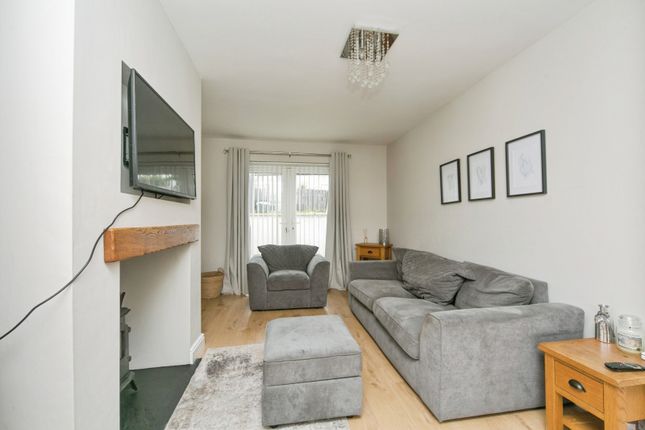 32, Adwy'r Nant, Bangor photo 4