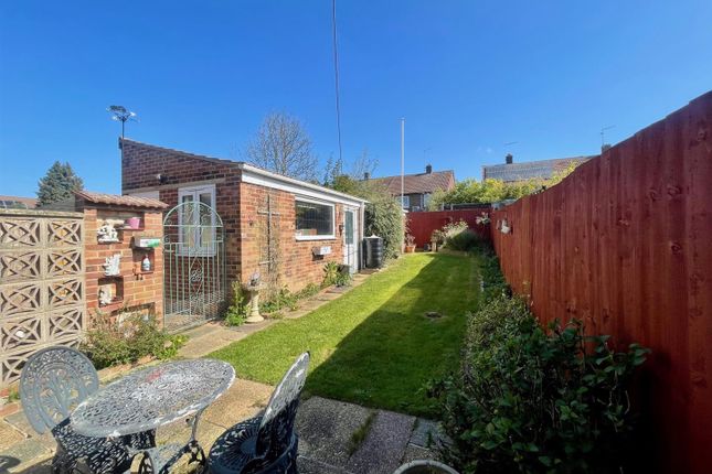 31, Pennine Way, Peterborough photo 2