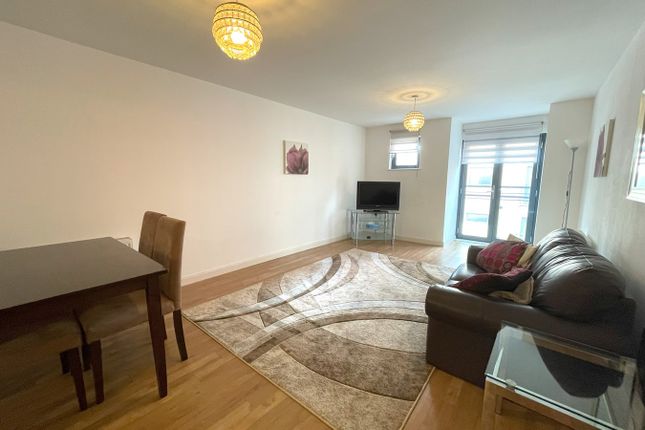 Flat for sale in St Stephens Court, Maritime Quarter, Swansea