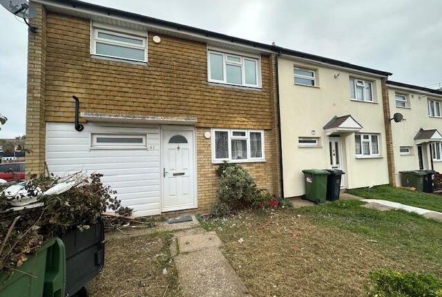 Southwark Path, Basildon, Essex, Ss14