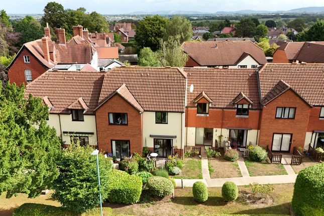 2-bed house on 4 The Manor, Church Road, Gloucester, £169,750