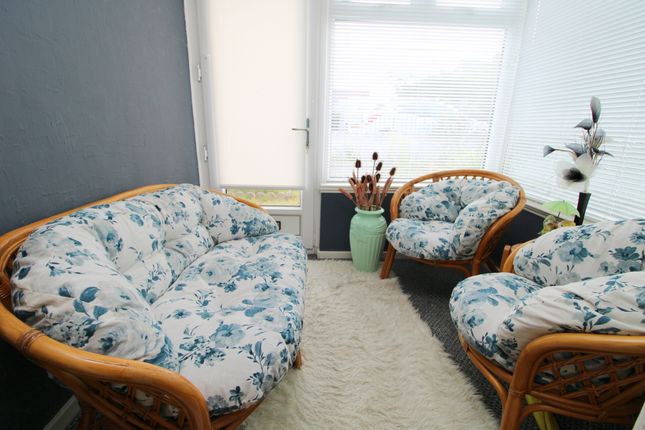 4, Manor Way, Kinmel Bay photo 3