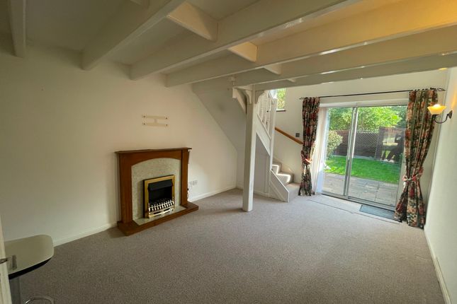 17 Walsingham Court, Wisbech photo 4