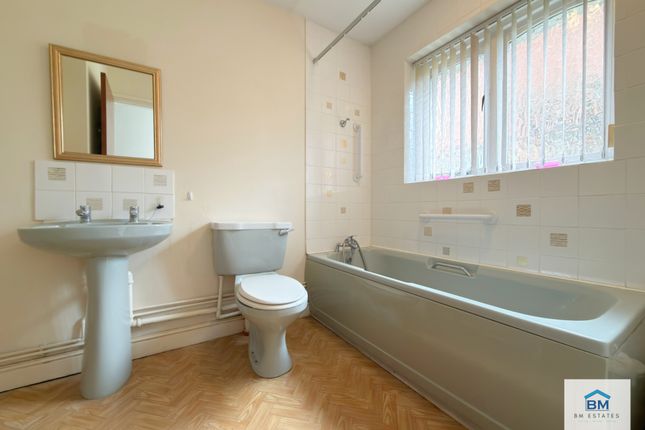 10, Margaret Anne Road, Leicester photo 5