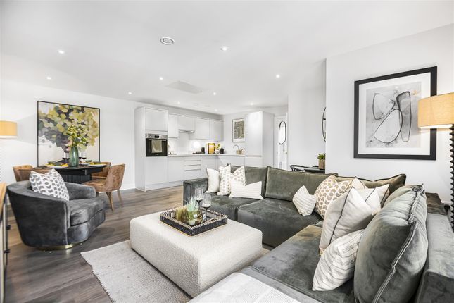 Flat for sale in Plot 14 The Botanics, High Street, Reading