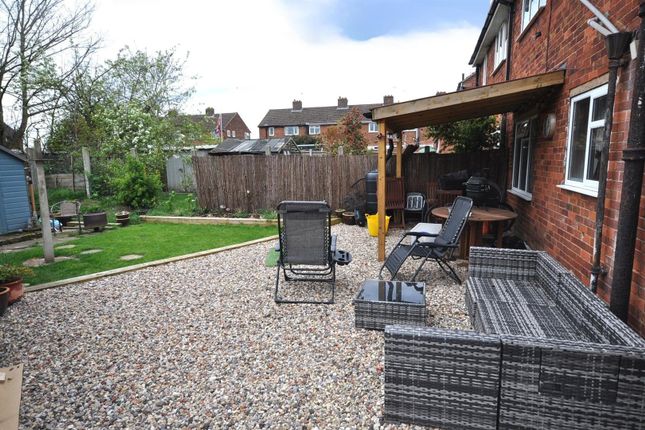 8, Oldfield Road, Thorne photo 2