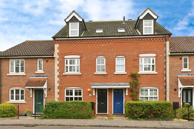 Thumbnail Town house for sale in Wheatfield Way, Long Stratton, Norwich