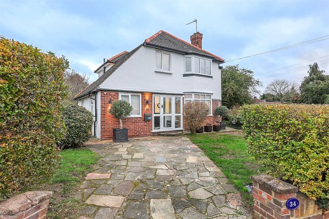 4-bed house on 34, Lakehurst Road, Surrey, £835,000