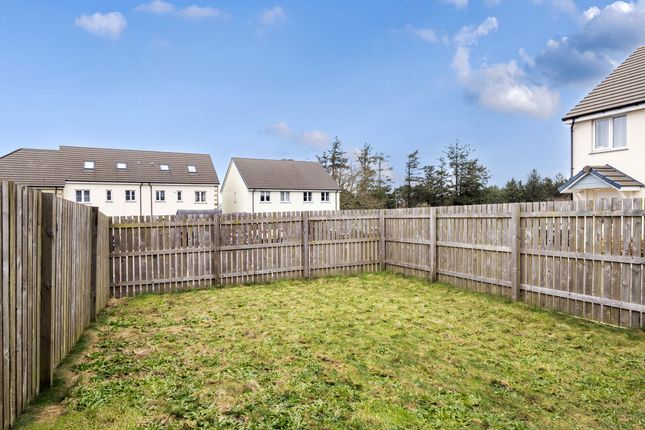 2, Highburrow Close, Redruth photo 2