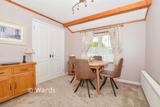2-bed caravan on 37, Millers Way, Maidstone, £160,000