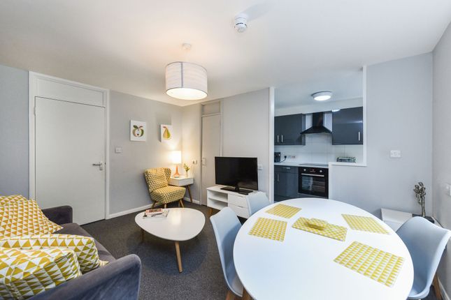 Room 1 Flat 17 Varsity Rivergreen, Clifton, Clifton photo 2