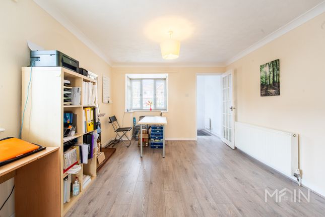 Marydene Court, Evington, Leicester photo 4