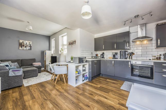 Flat for sale in Duncan Road, Southsea