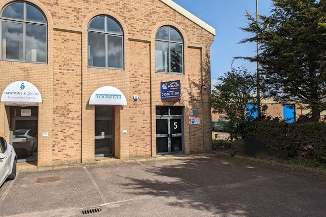 Office to let in Melbourne House, Corbygate, Corby