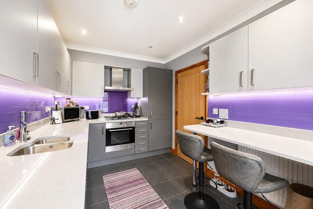 6, Hodson Close, Ely photo 3