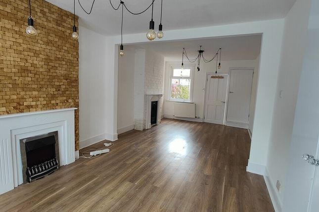 39, Gladstone Street, Fleckney photo 2