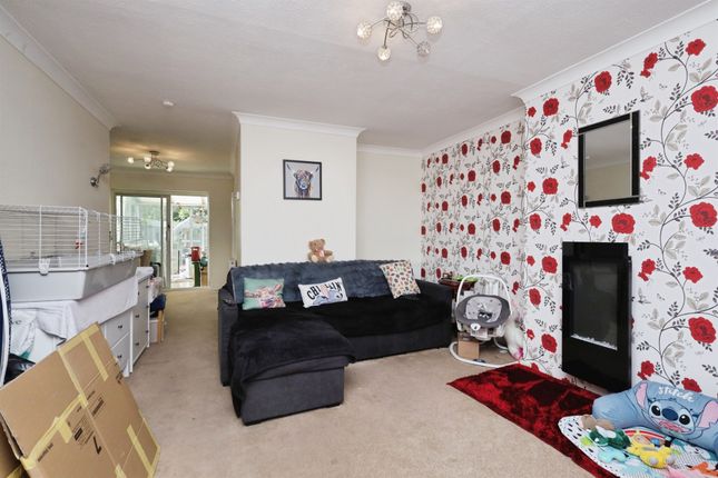 81, Bramble Drive, Hailsham photo 3