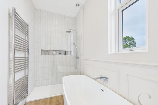273 Sunderland Road, South Shields photo 5