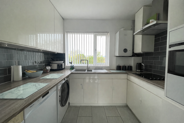 241, St. Georges Avenue, Sheerness photo 3