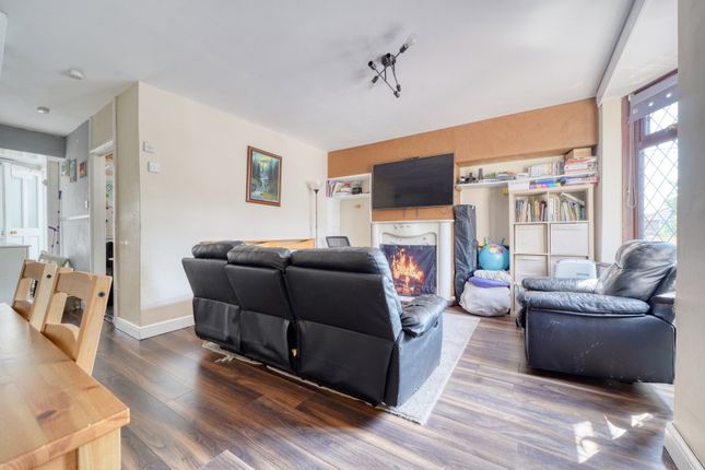 4, Widecombe Road, London photo 2