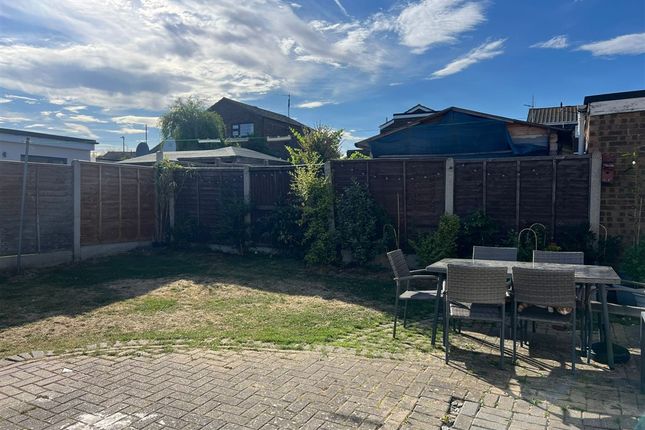 Strangford Place, Herne Bay photo 4
