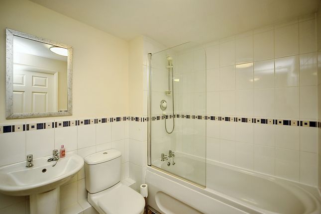 Flat for sale in Chancel Court, Solihull