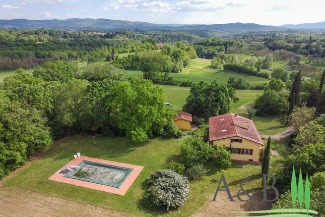 Villa for sale in Campogialli, Terranuova Bracciolini, Toscana