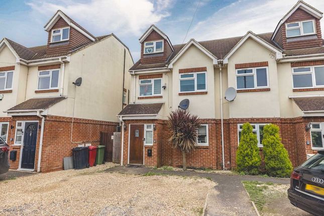 Town house for sale in Landmark Row, Sutton Lane, Langley